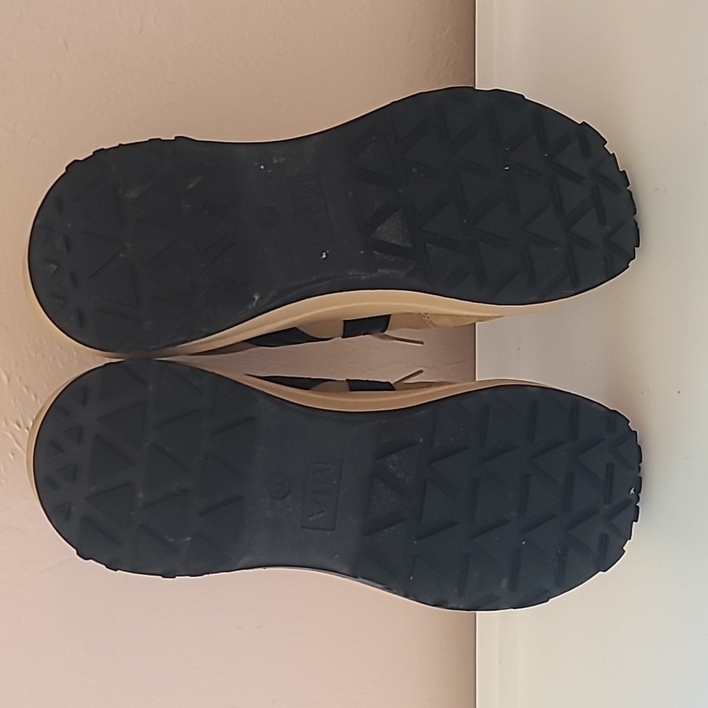 MIA SCOUT TAN BLACK Chunky Retro Sneaker Size 7.5 - Picture 10 of 15